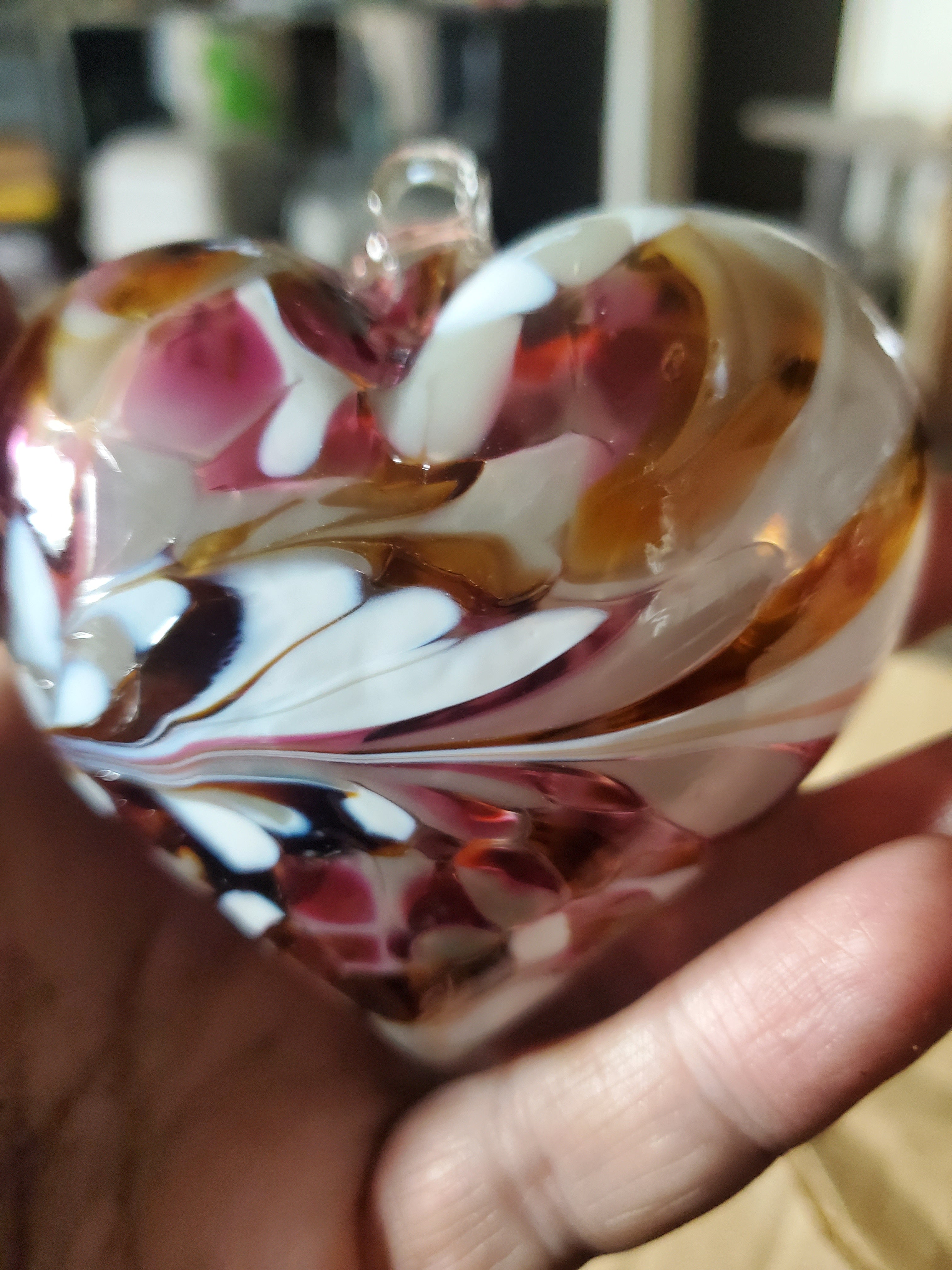 3" Medium Heart "White Pink"
